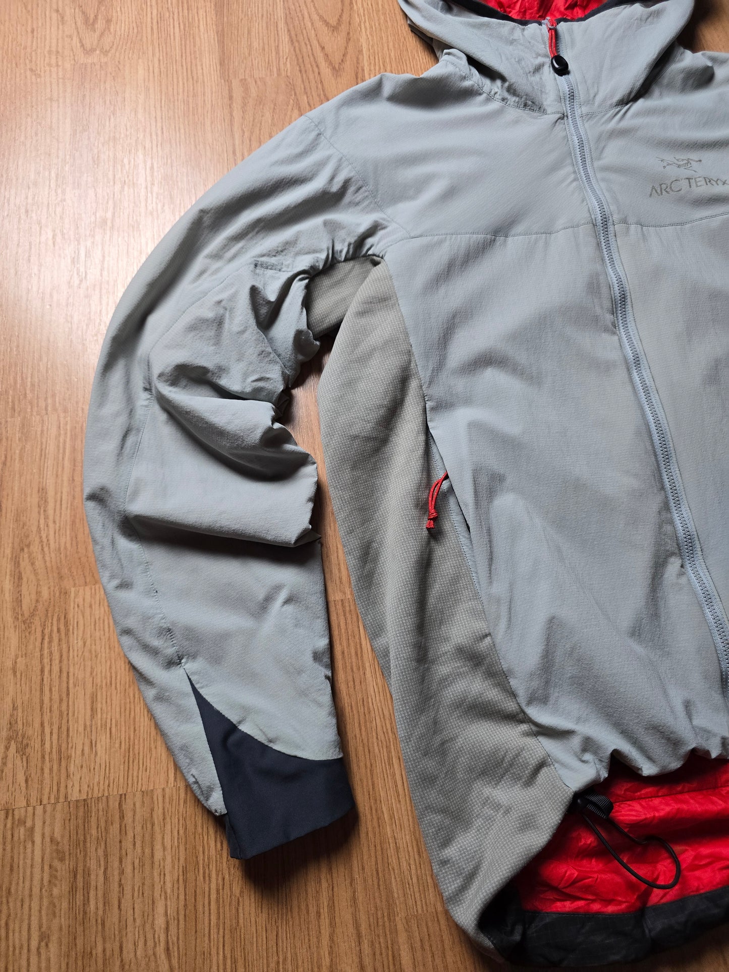Arc'teryx 'Atom LT Hoody' Jacket (S)