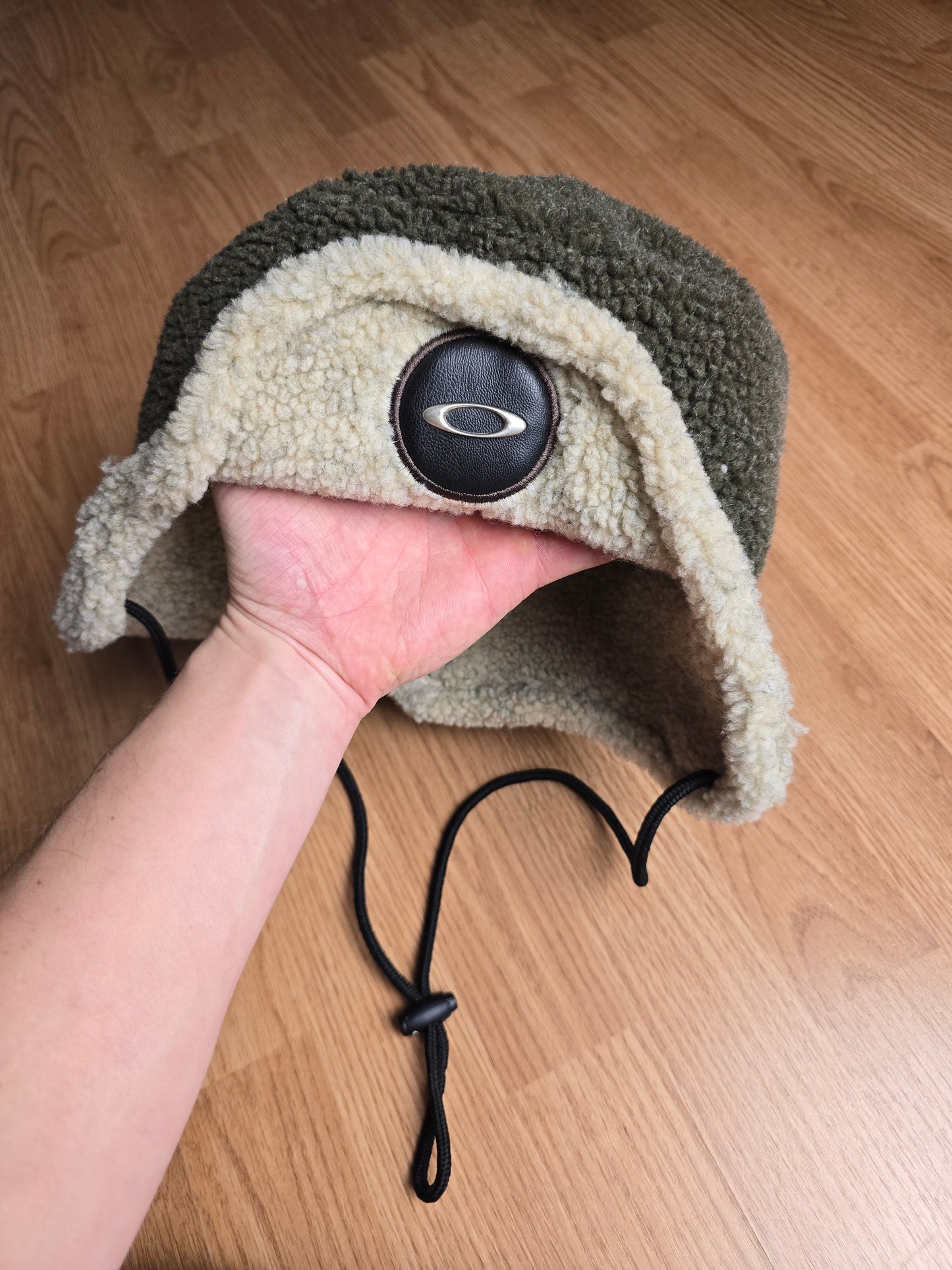 Vintage Oakley Softwear Moscow Fleece Trapper Hat