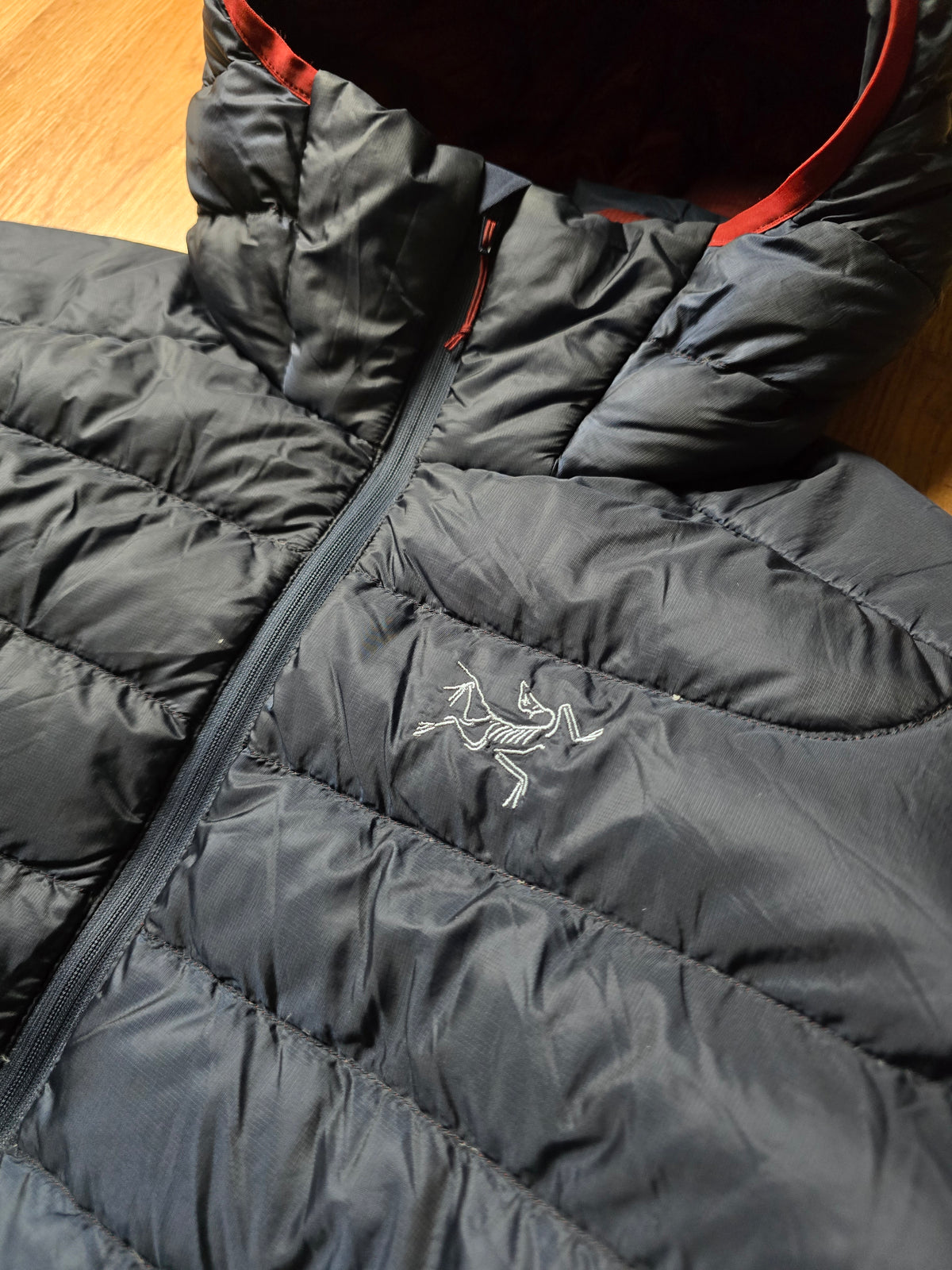 Arc'teryx 'Cerium LT Hoody' Down Filled Puffer Jacket (M)