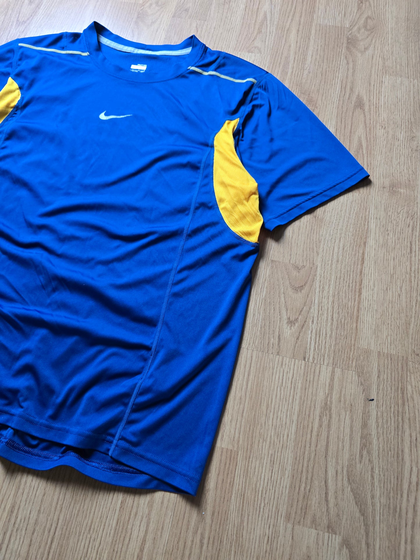 Y2K Nike Fit Mesh Panel Tee (L)