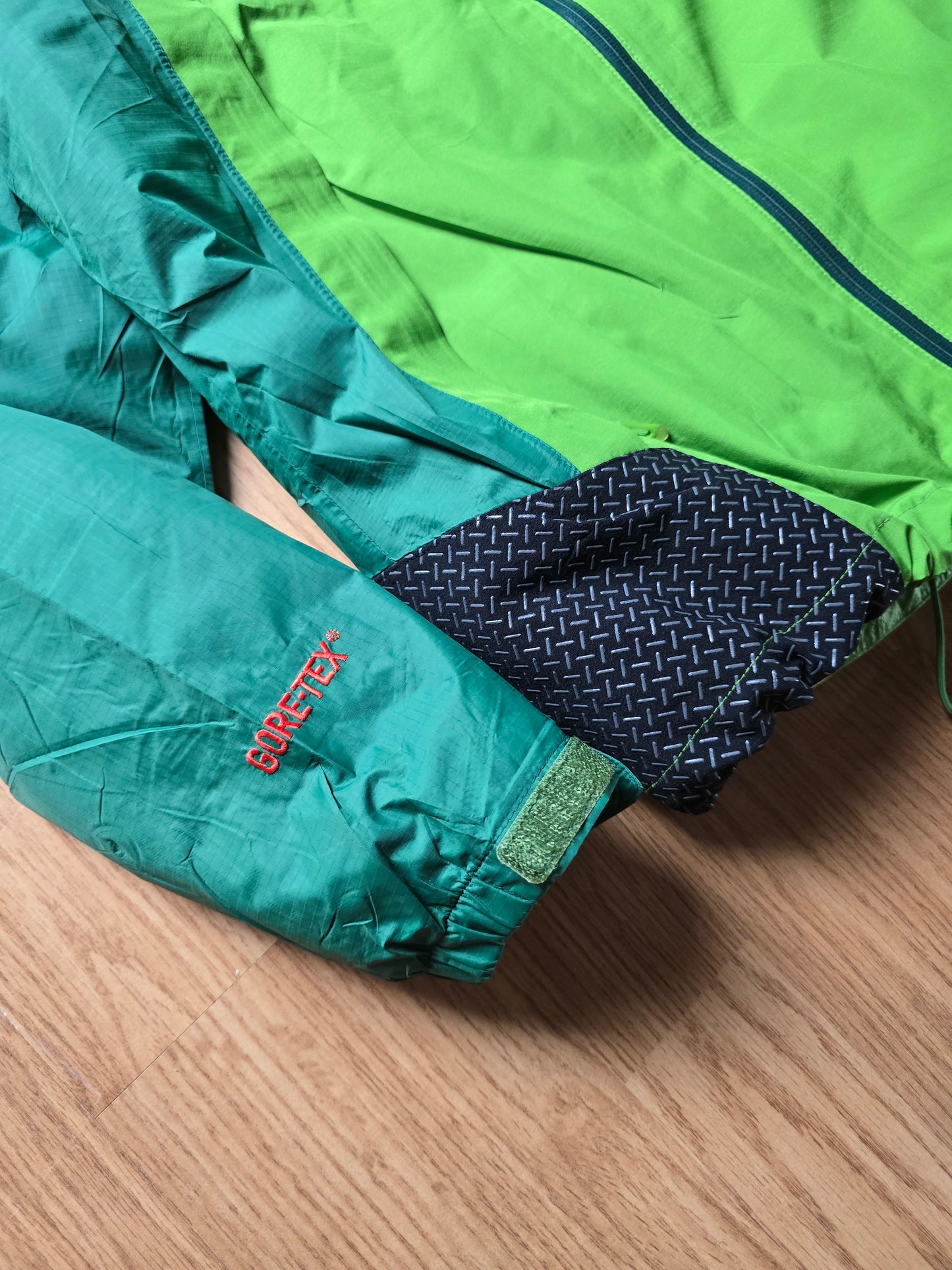 Vintage Montbell 2-In-1 Gore-tex Jacket With Removable Down Liner (M)