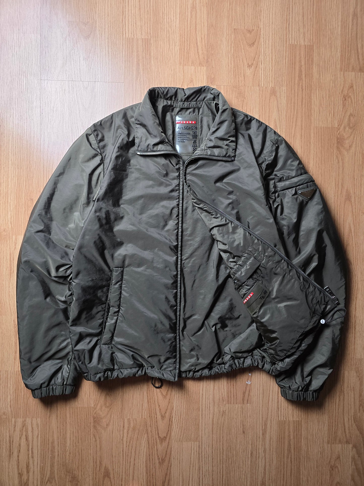 Prada Milano 2017 Padded Resin-Coated Nylon Plaque Jacket (M)