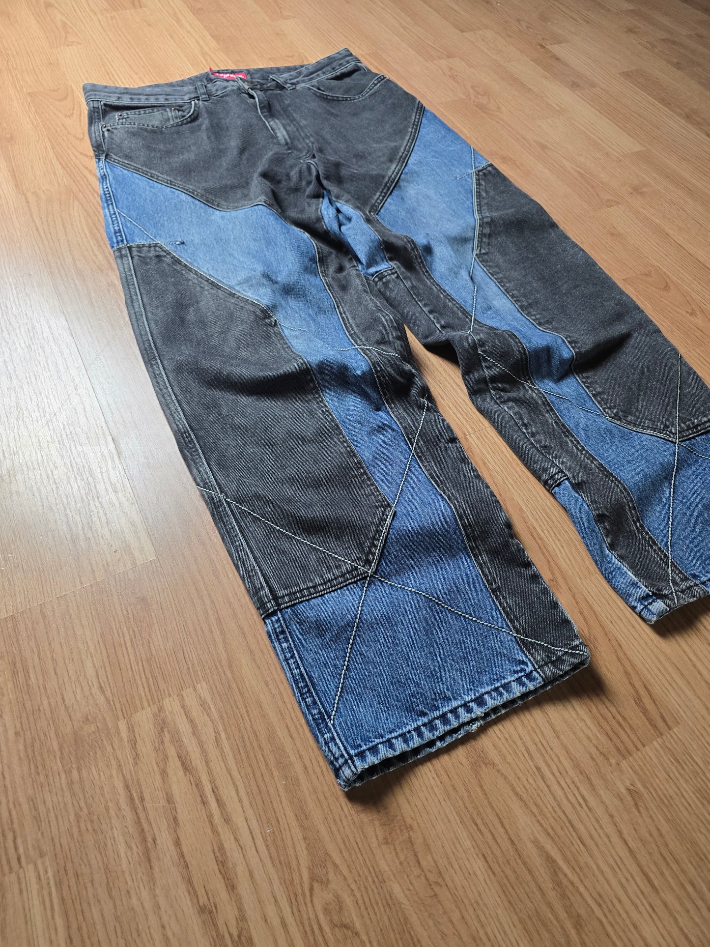 RARE Supreme 2-Tone Panelled Denim Jeans (34x31)