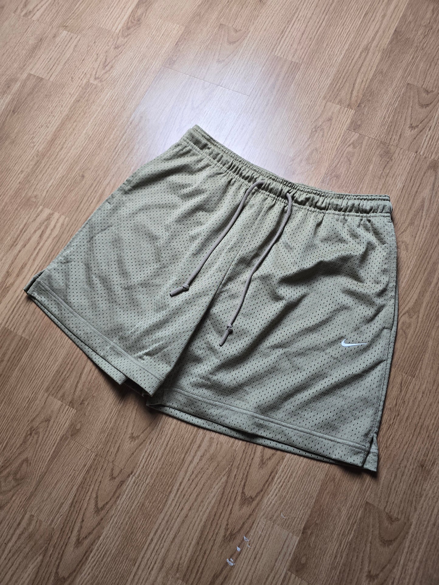 Nike Sportswear Authentics Mesh Shorts (M)