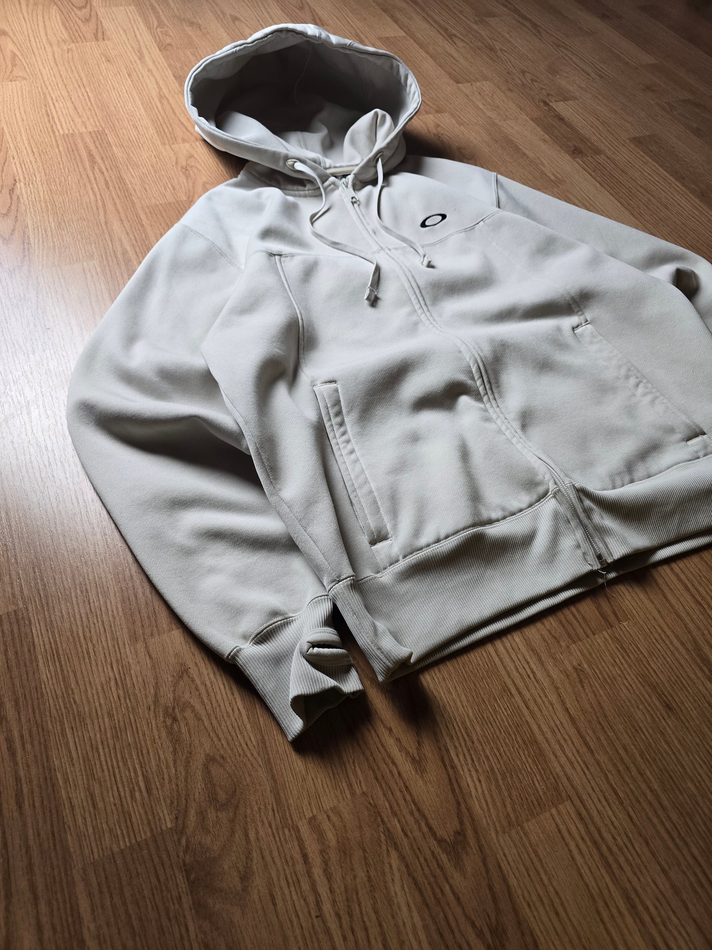 Oakley Embroidered Zip Up Hoodie (M/L)