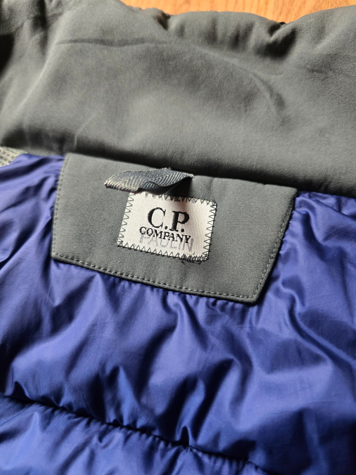 C.P. Company Hybrid Soft Shell Goggle Jacket (L)