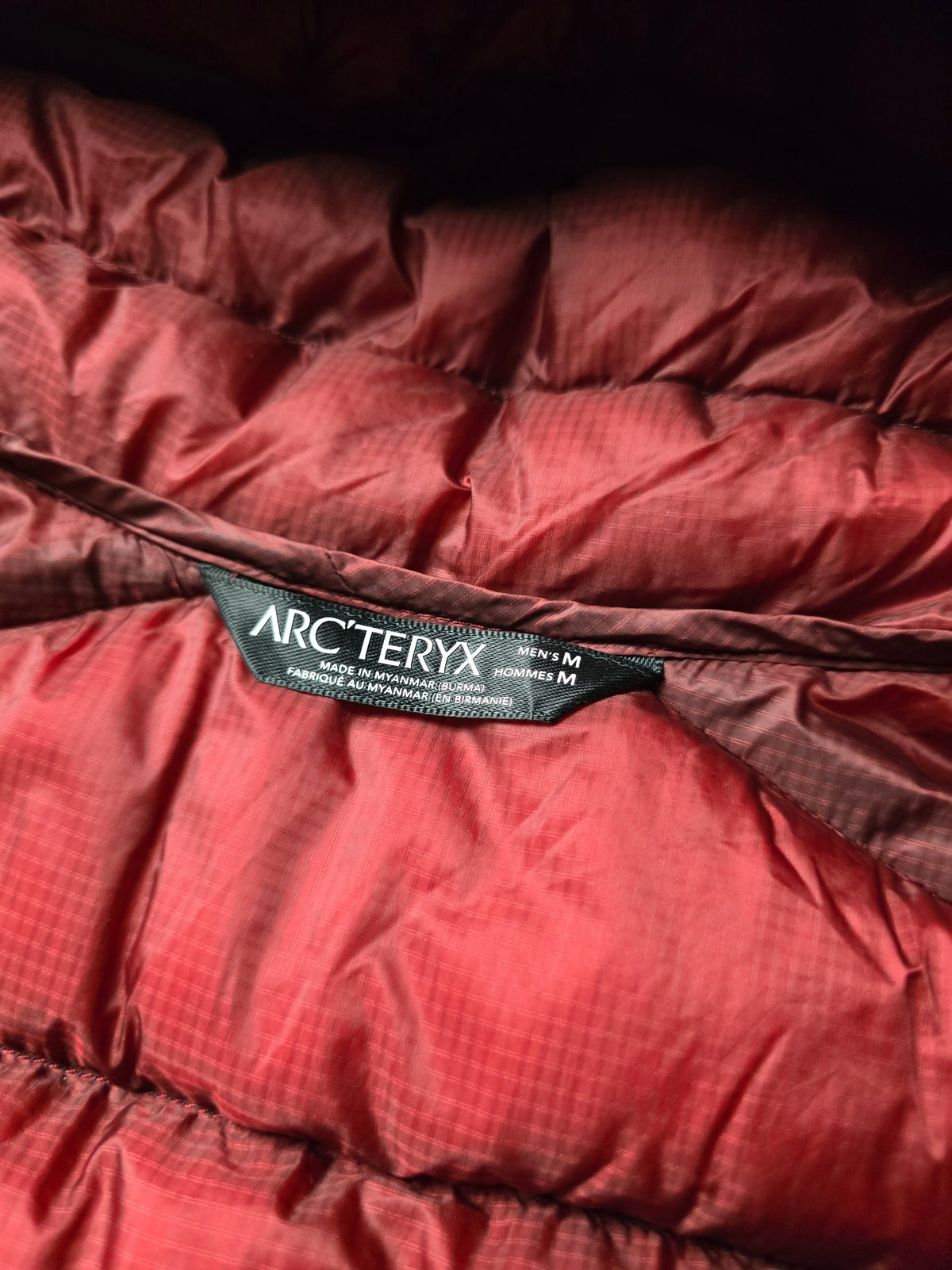 Arc'teryx 'Cerium LT Hoody' Down Filled Puffer Jacket (M)