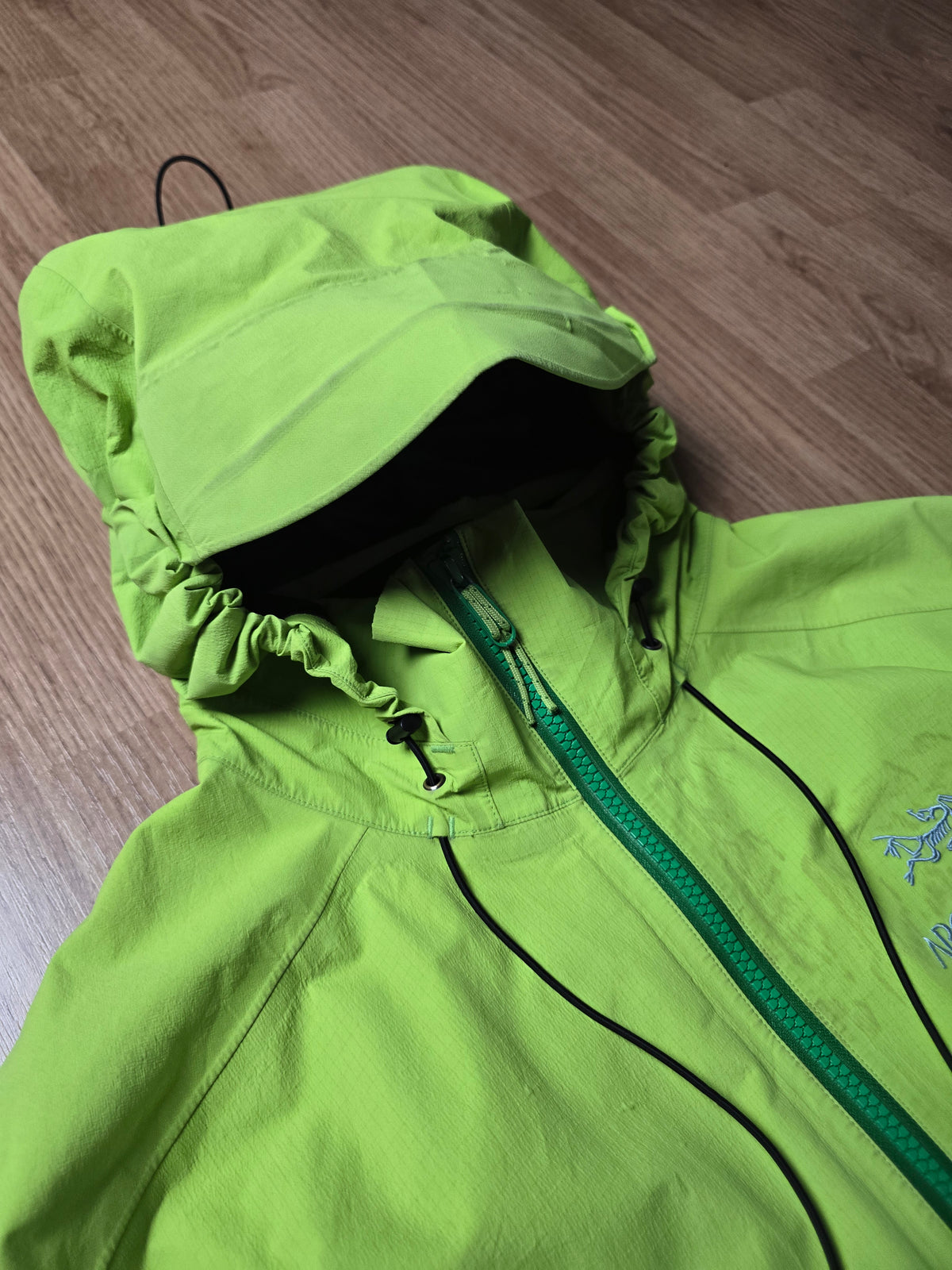 Arc'teryx 2014 Beta AR Gore-tex Technical Jacket (S)