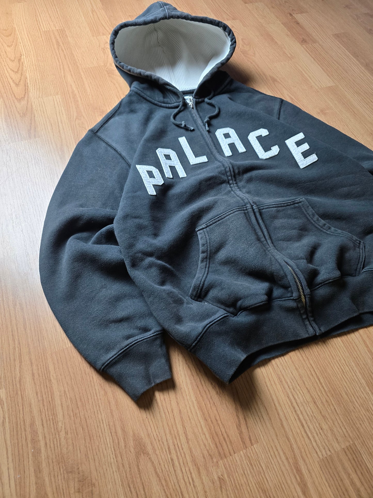Palace 'Alas' Zip Up Hoodie (M)