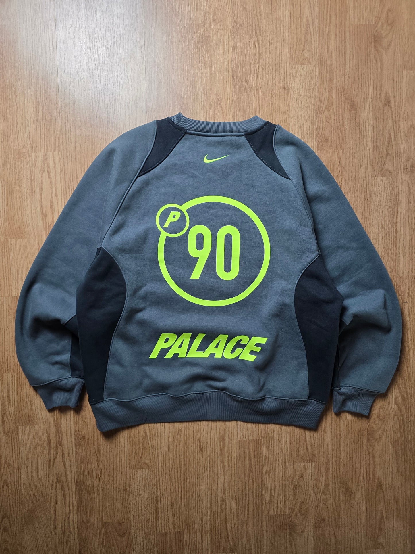 Palace x Nike Total P90 Crew Sweatshirt (L)