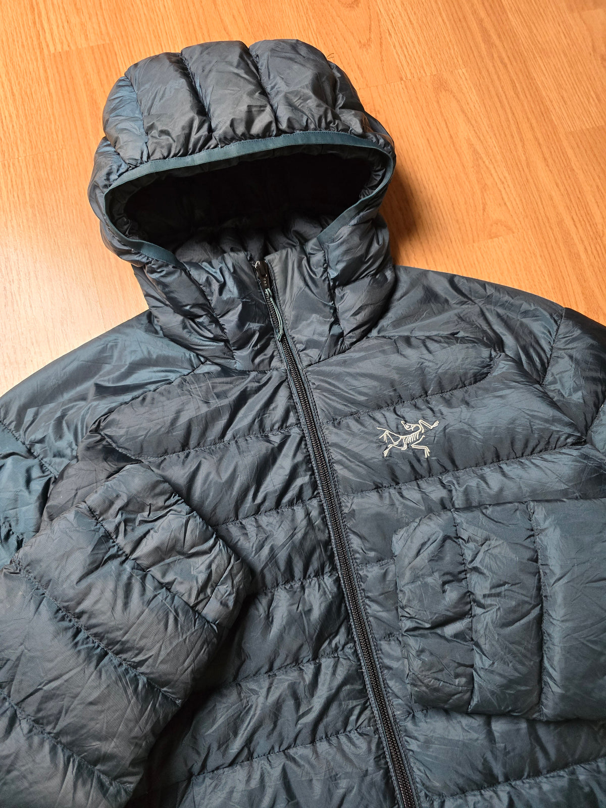 Arc'teryx 'Cerium LT Hoody' Down Filled Puffer Jacket (M)