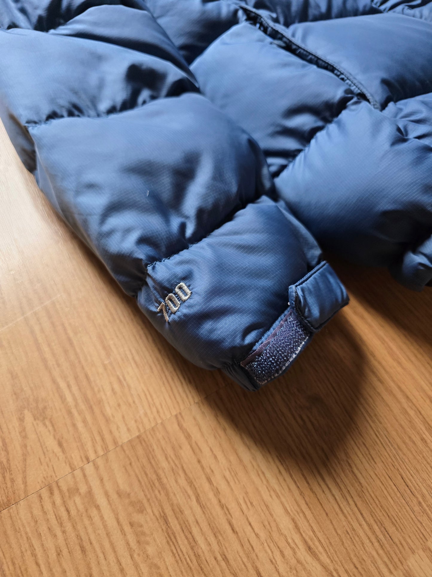 90s The North Face Nuptse 700 Puffer Jacket (M)