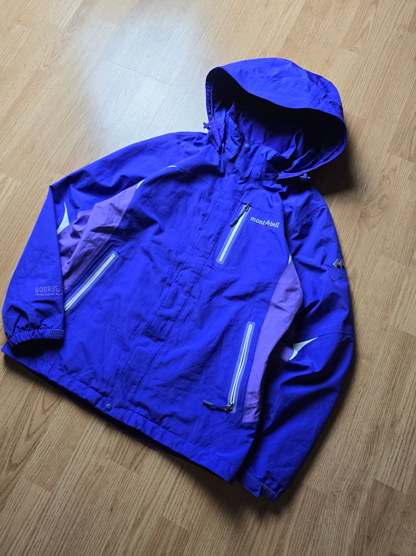 W/ Montbell 00s Gore-tex Waterproof Jacket (M)