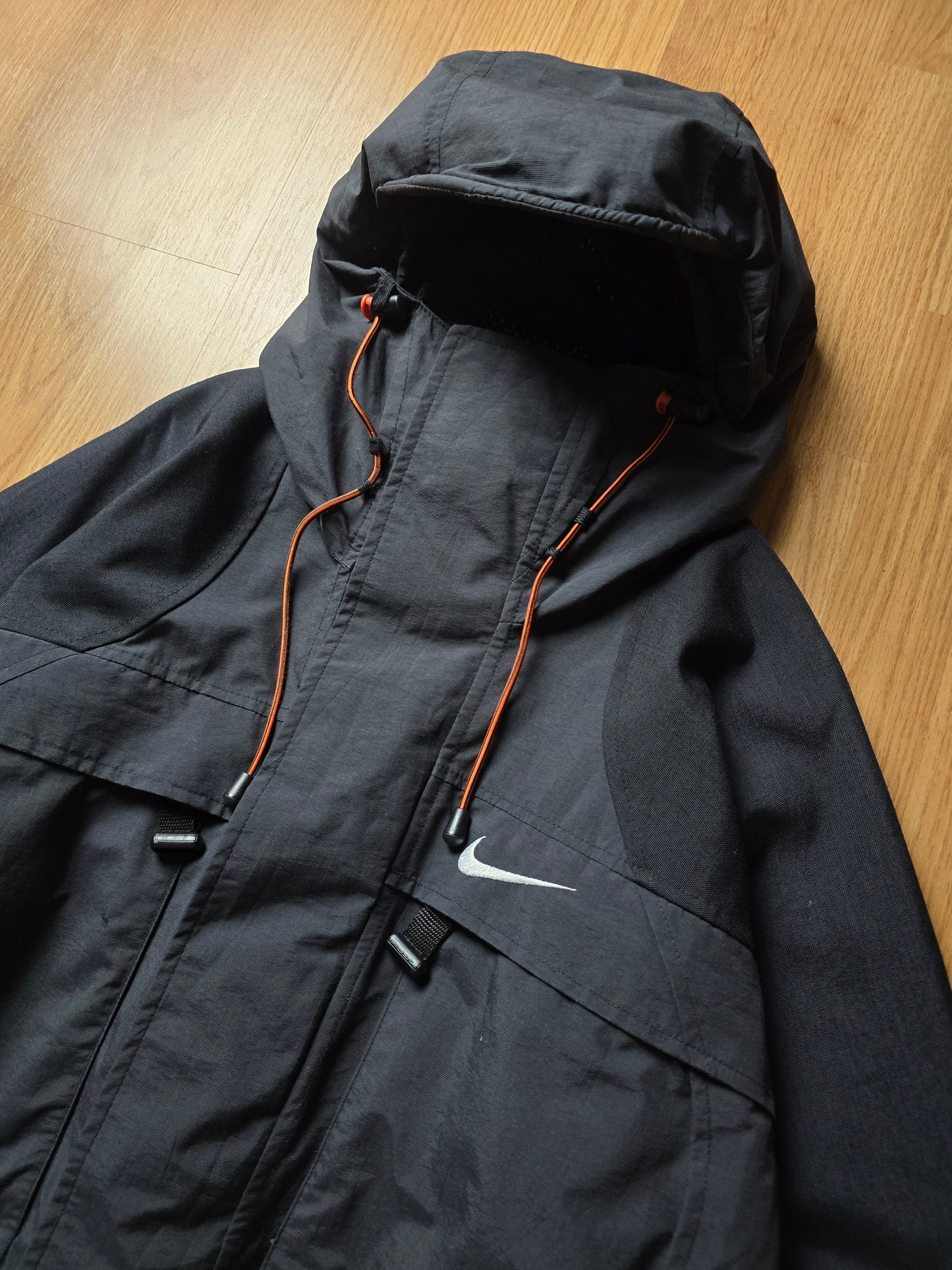 90s Nike ACG Storm-Fit Technical Heavyweight Jacket (L/XL)