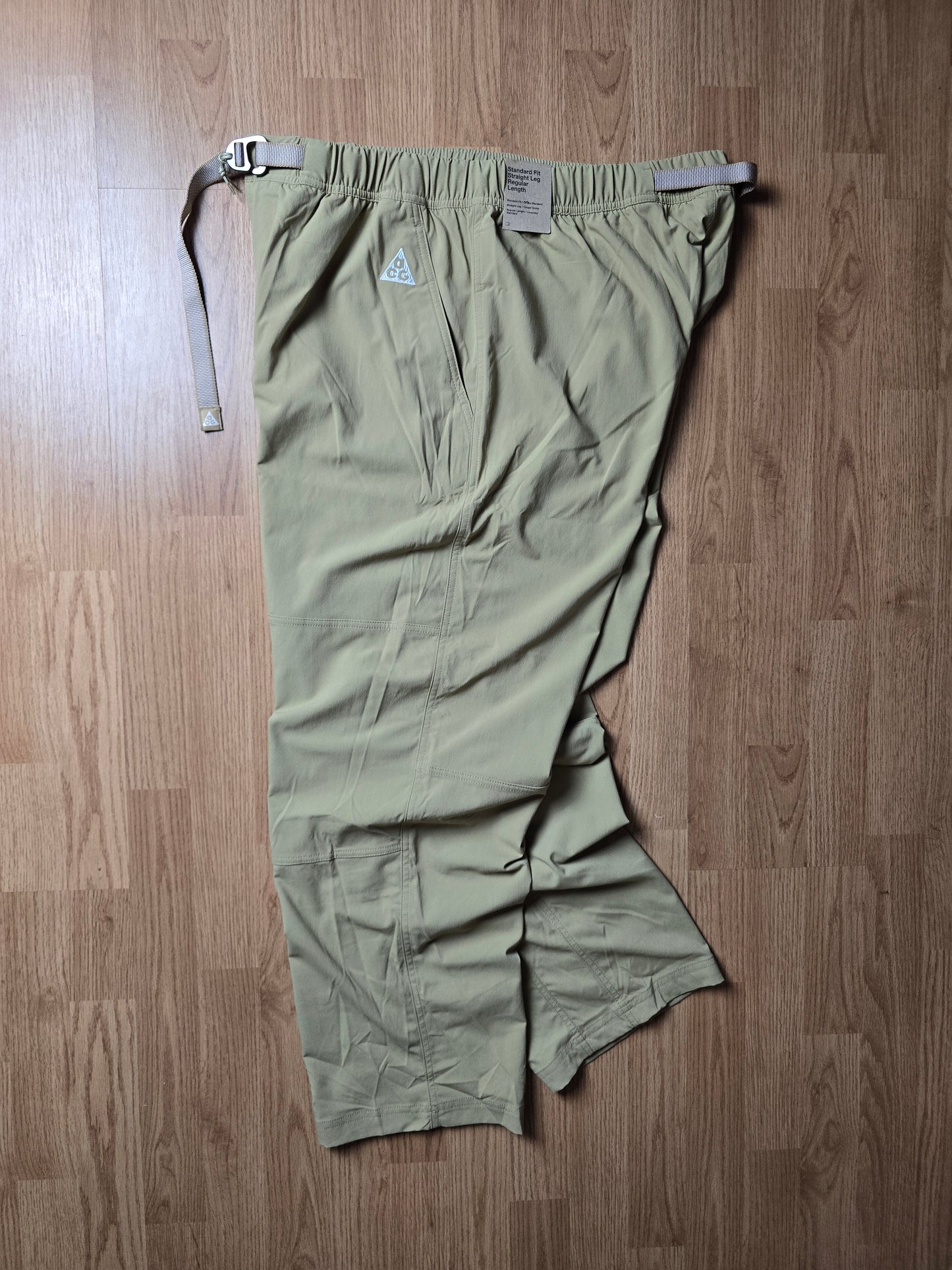 Nike ACG UV Hike Lightweight Technical Belted Shell Pants (XL)