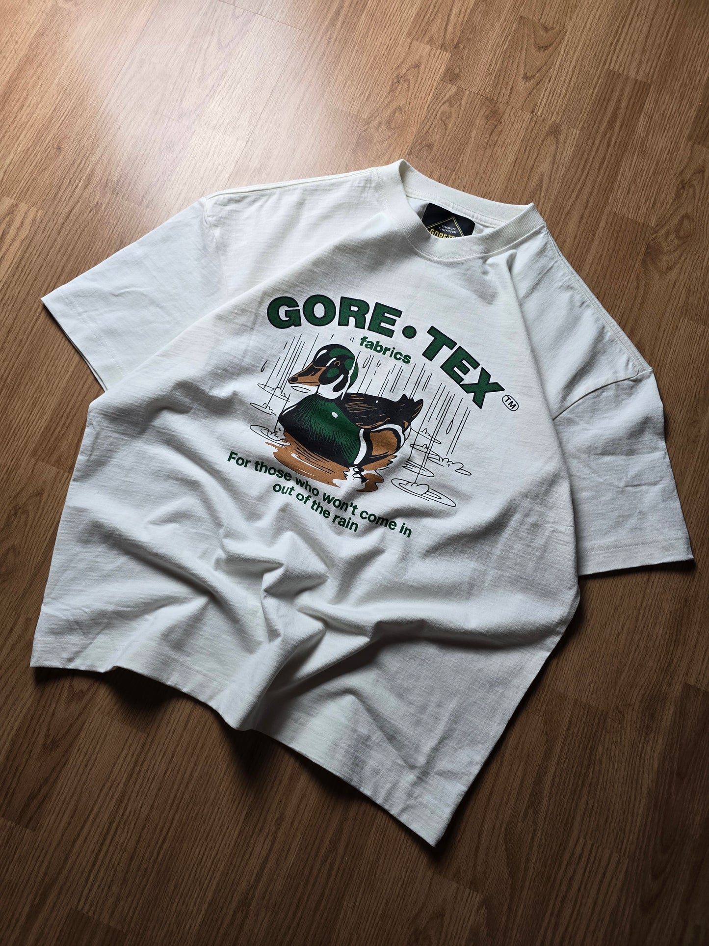 Gore-tex Vintage Inspired T-shirt (L)