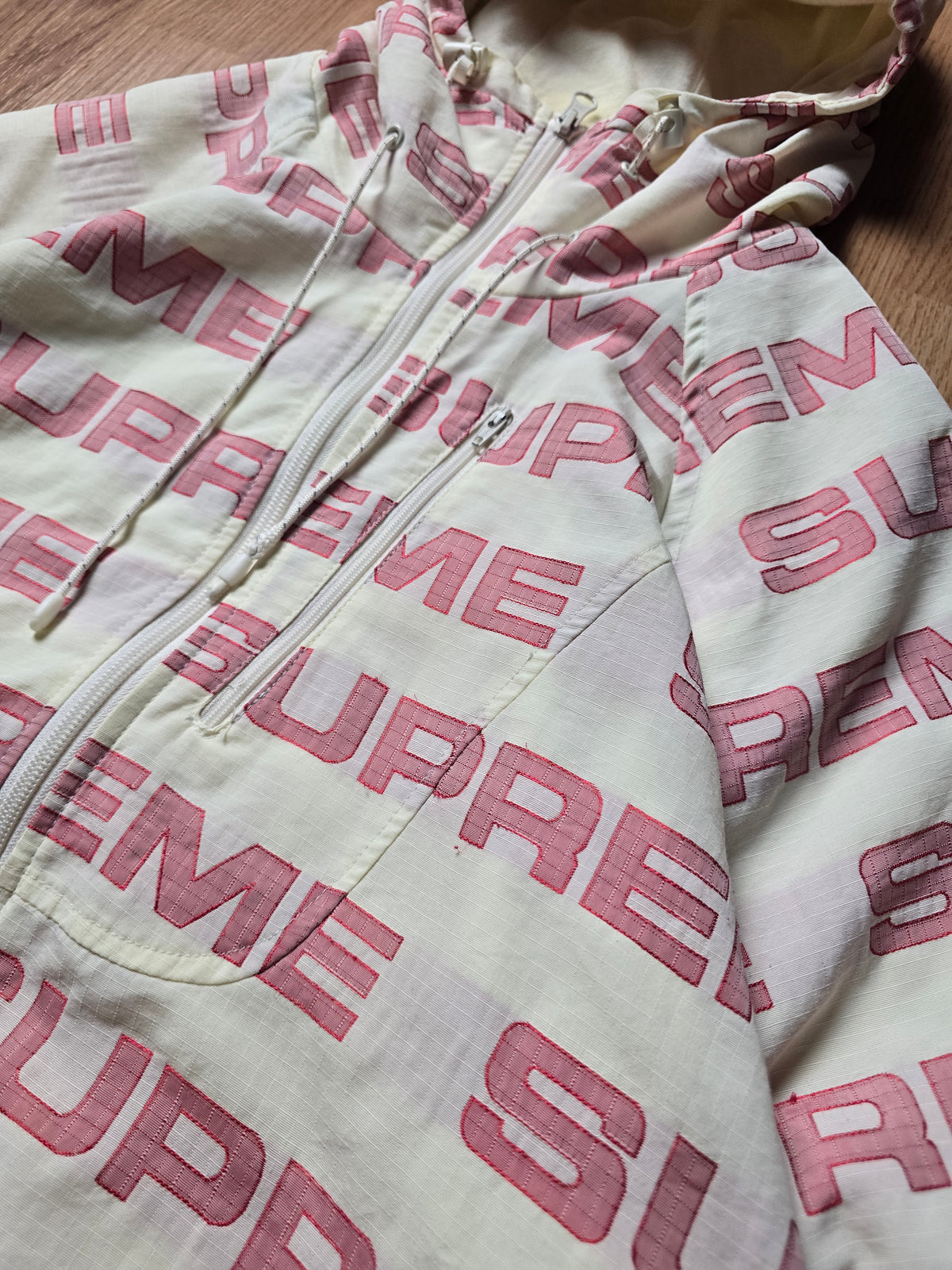RARE Supreme Logo Ripstop Hooded Track Jacket (M)