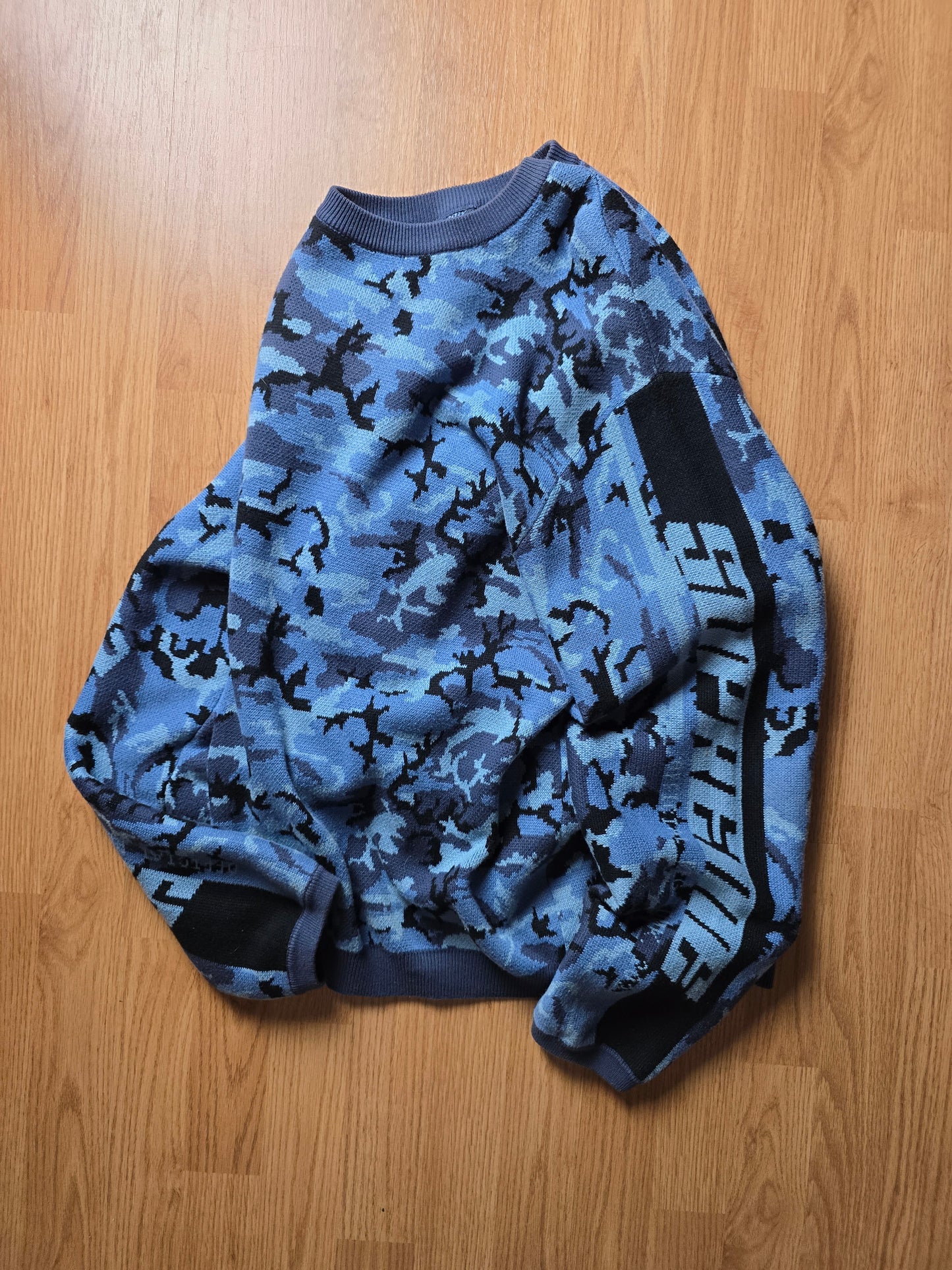 Supreme Sleeve Stripe Blue Camo Knit Sweater (L)