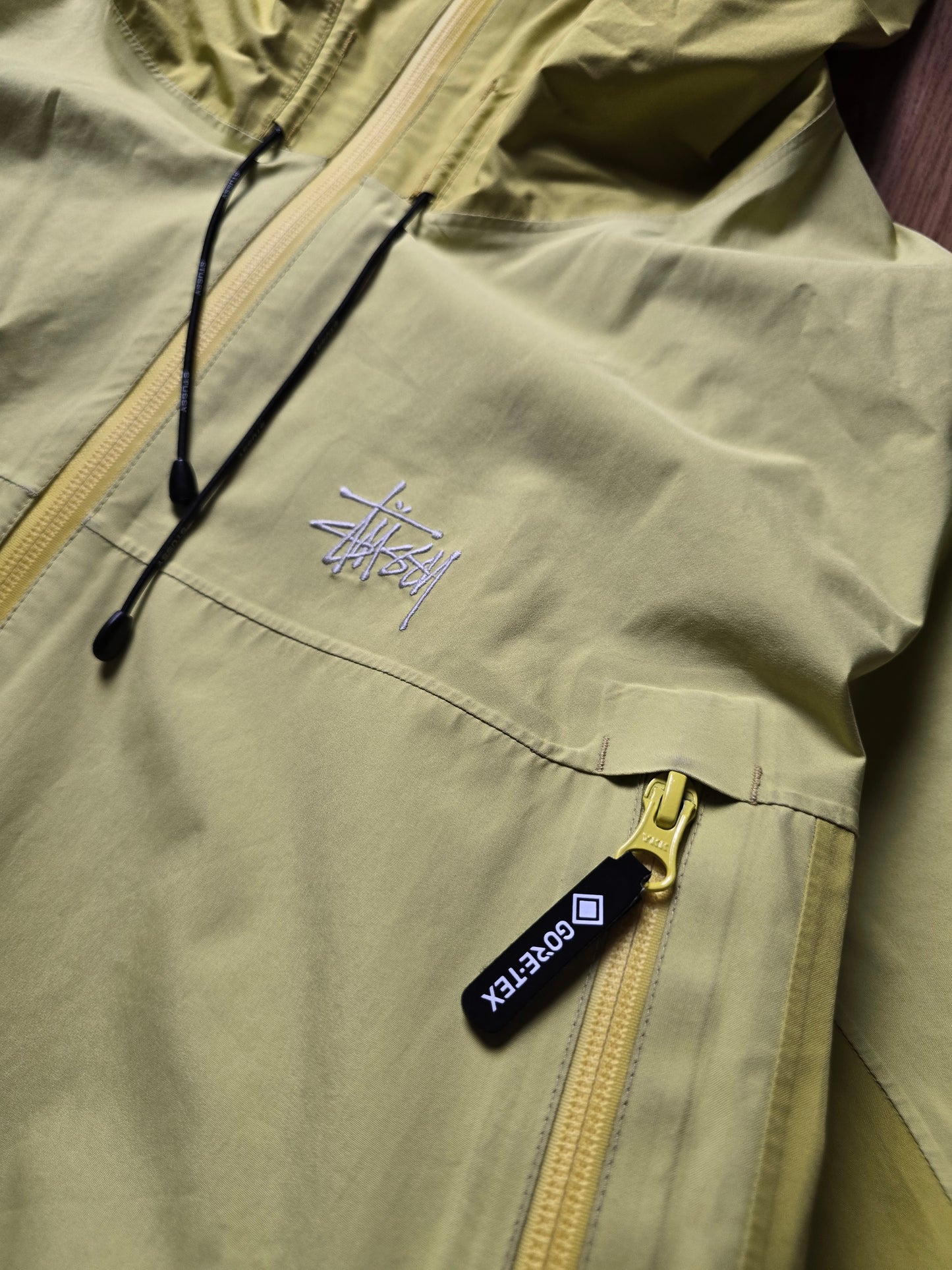 Stussy Gore-tex 2-Tone Shell Jacket (XL)