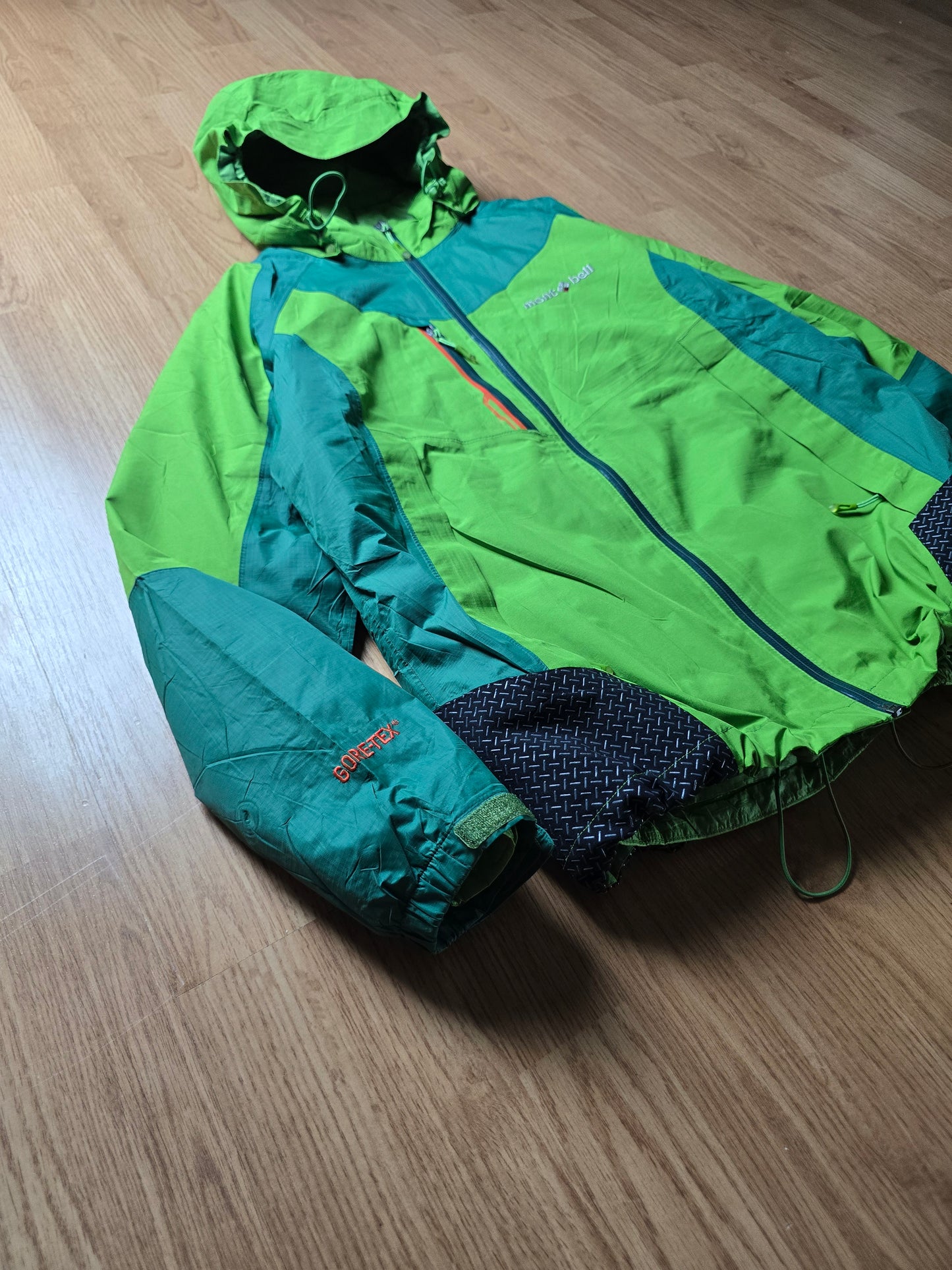 Vintage Montbell 2-In-1 Gore-tex Jacket With Removable Down Liner (M)