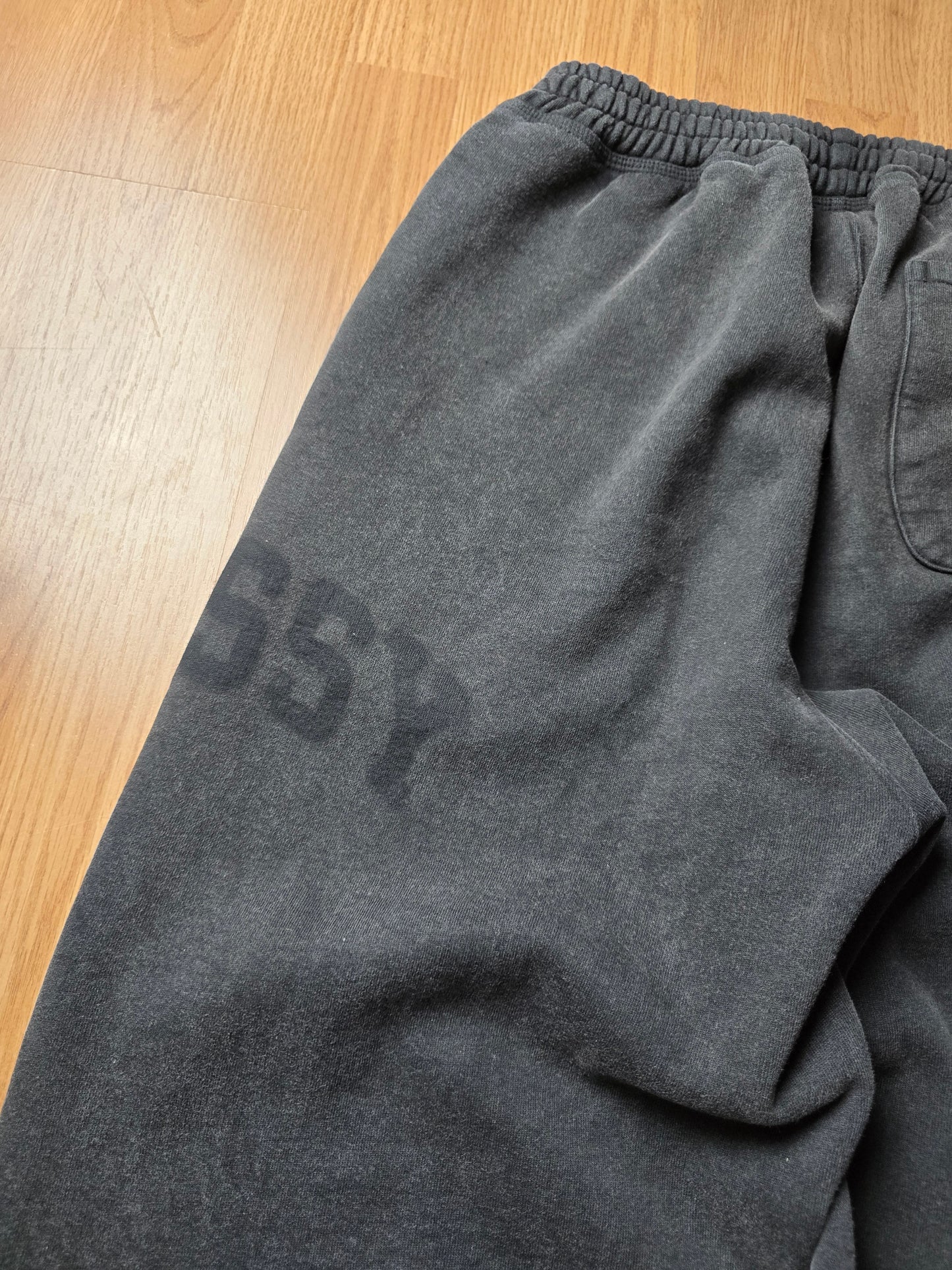 Stussy Baggy Faded Graphic Fleec Pant/Joggers (M)