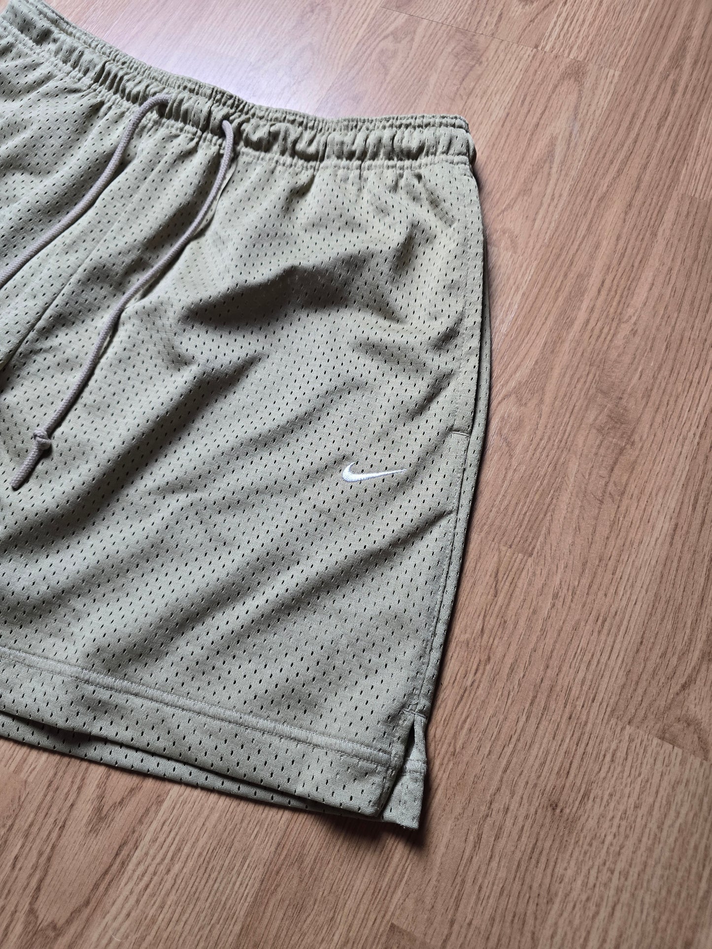 Nike Sportswear Authentics Mesh Shorts (M)