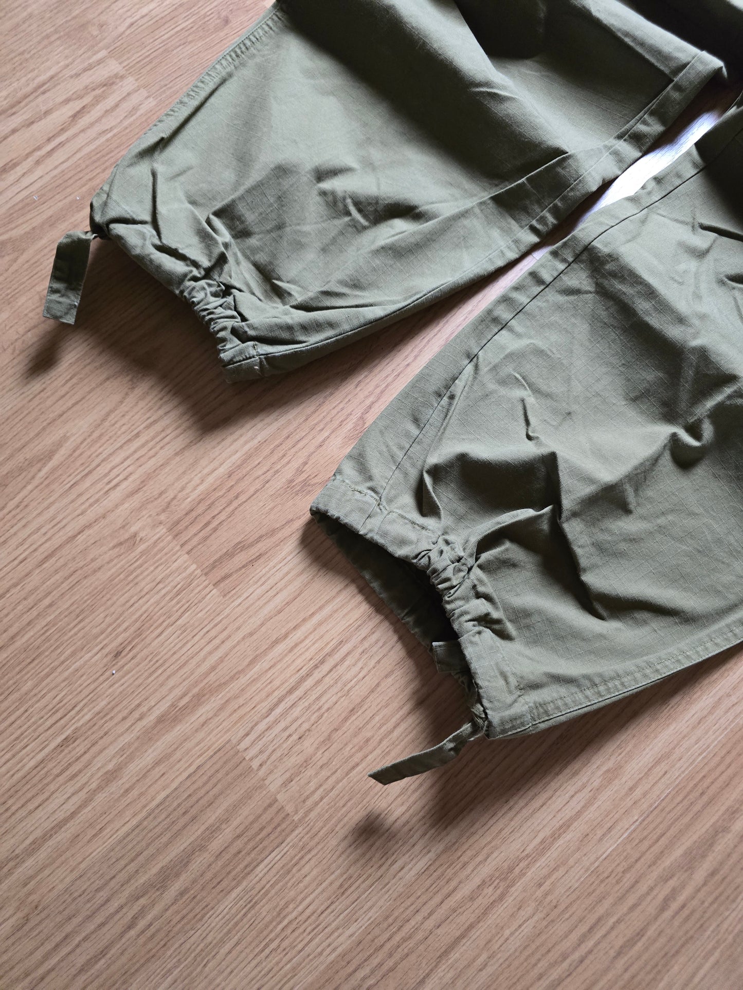Vintage Nike ACG Baggy Technical Cargo Pants (M)