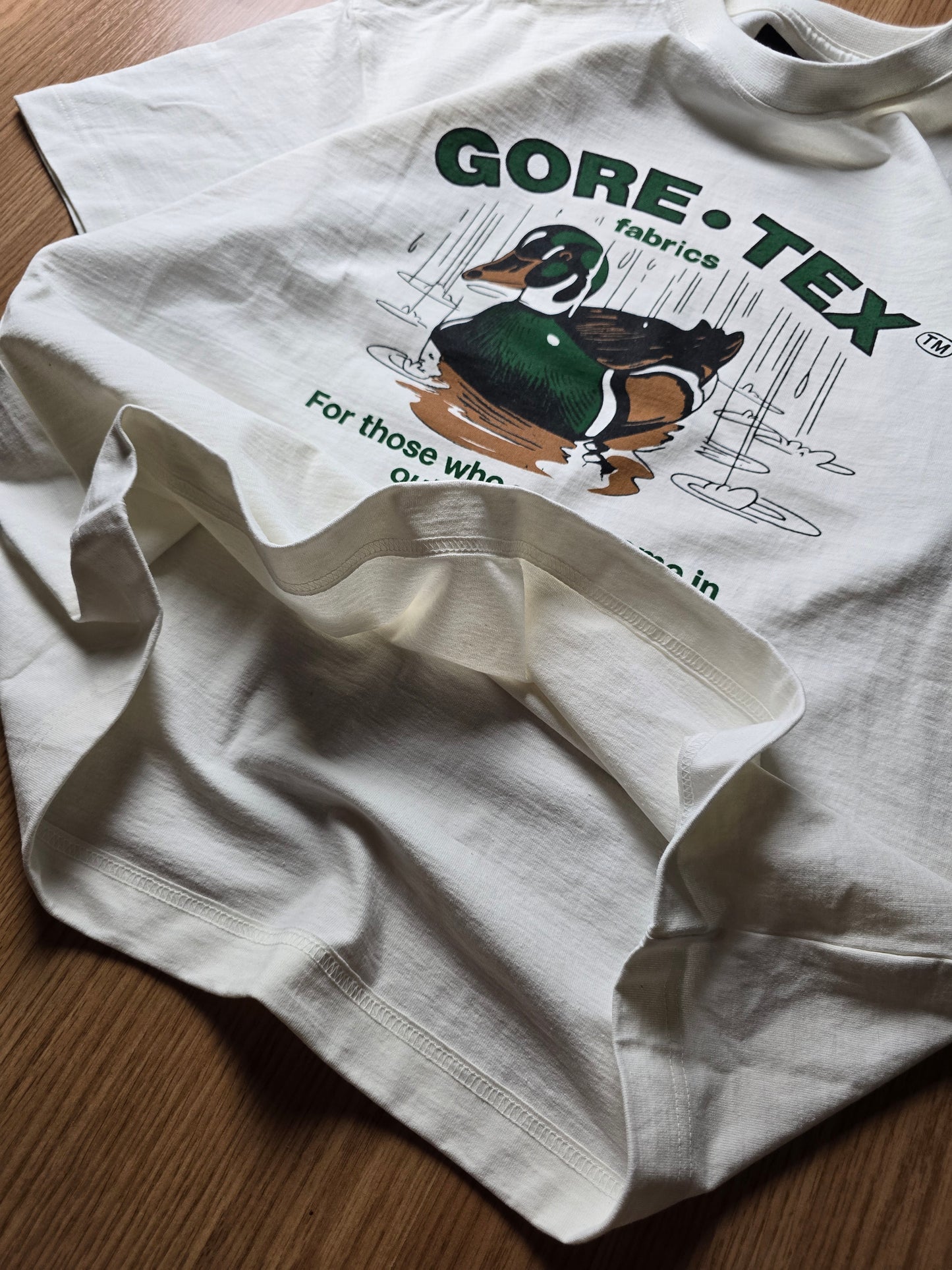 Gore-tex Vintage Inspired T-shirt (L)