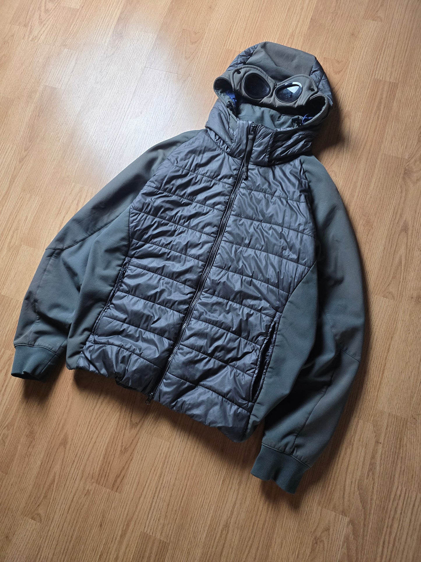 C.P. Company Hybrid Soft Shell Goggle Jacket (L)