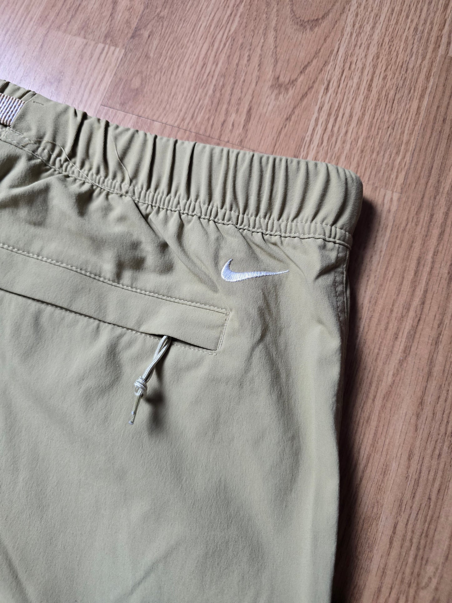 Nike ACG UV Hike Lightweight Technical Belted Shell Pants (XL)