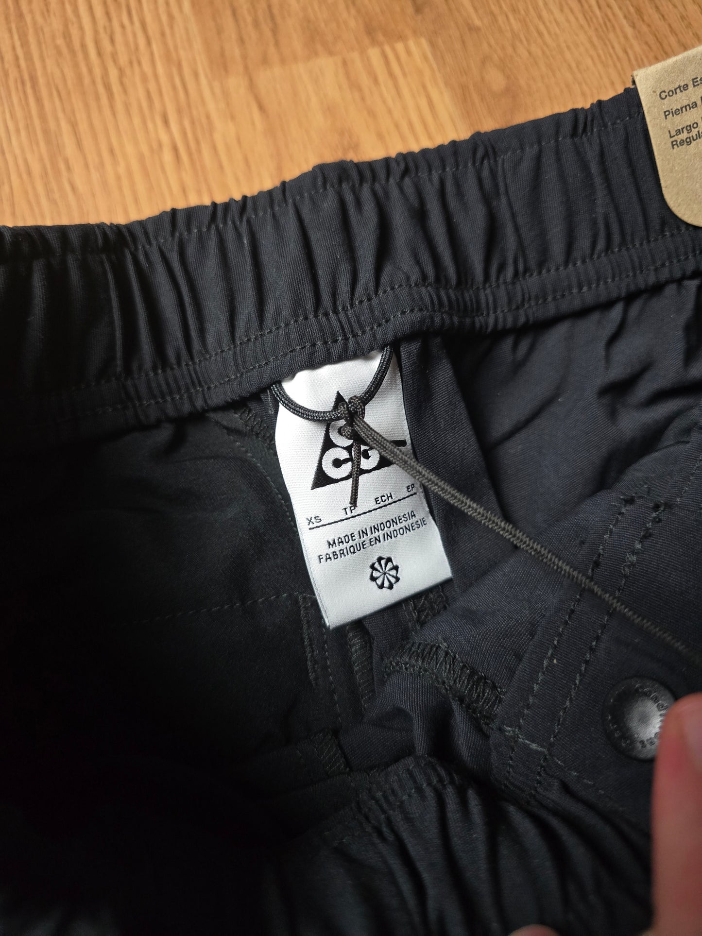 Nike ACG UV Hike Lightweight Technical Belted Shell Pants (XS)