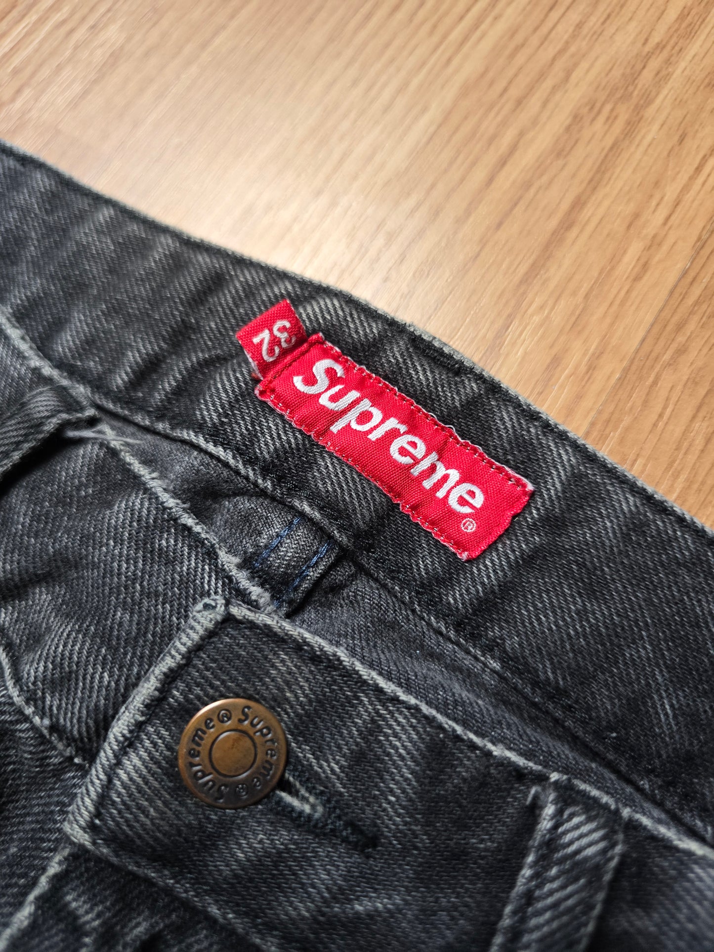 RARE Supreme 2-Tone Panelled Denim Jeans (34x31)