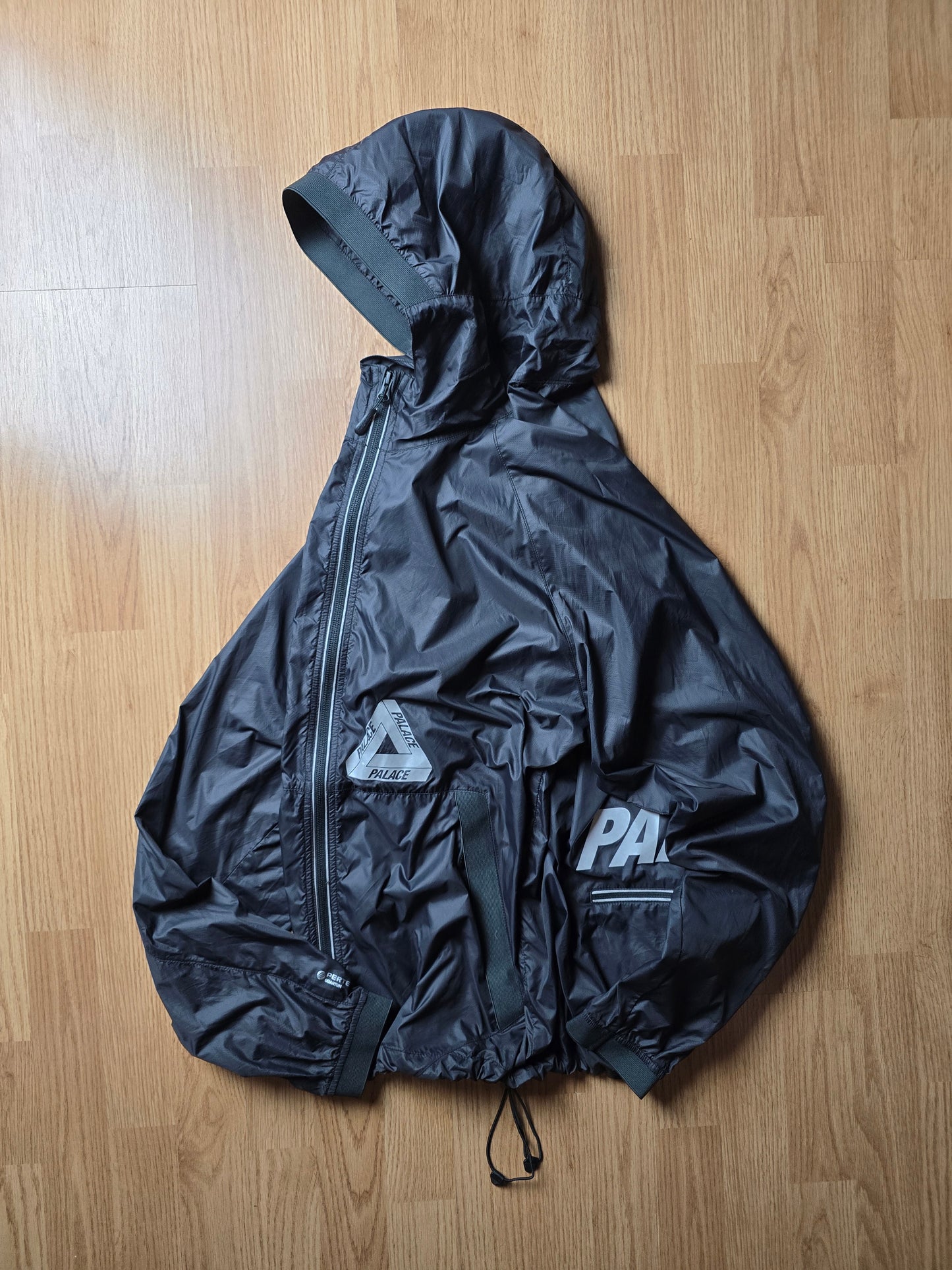 Palace Pertex Lighter Windbreaker Jacket (M)