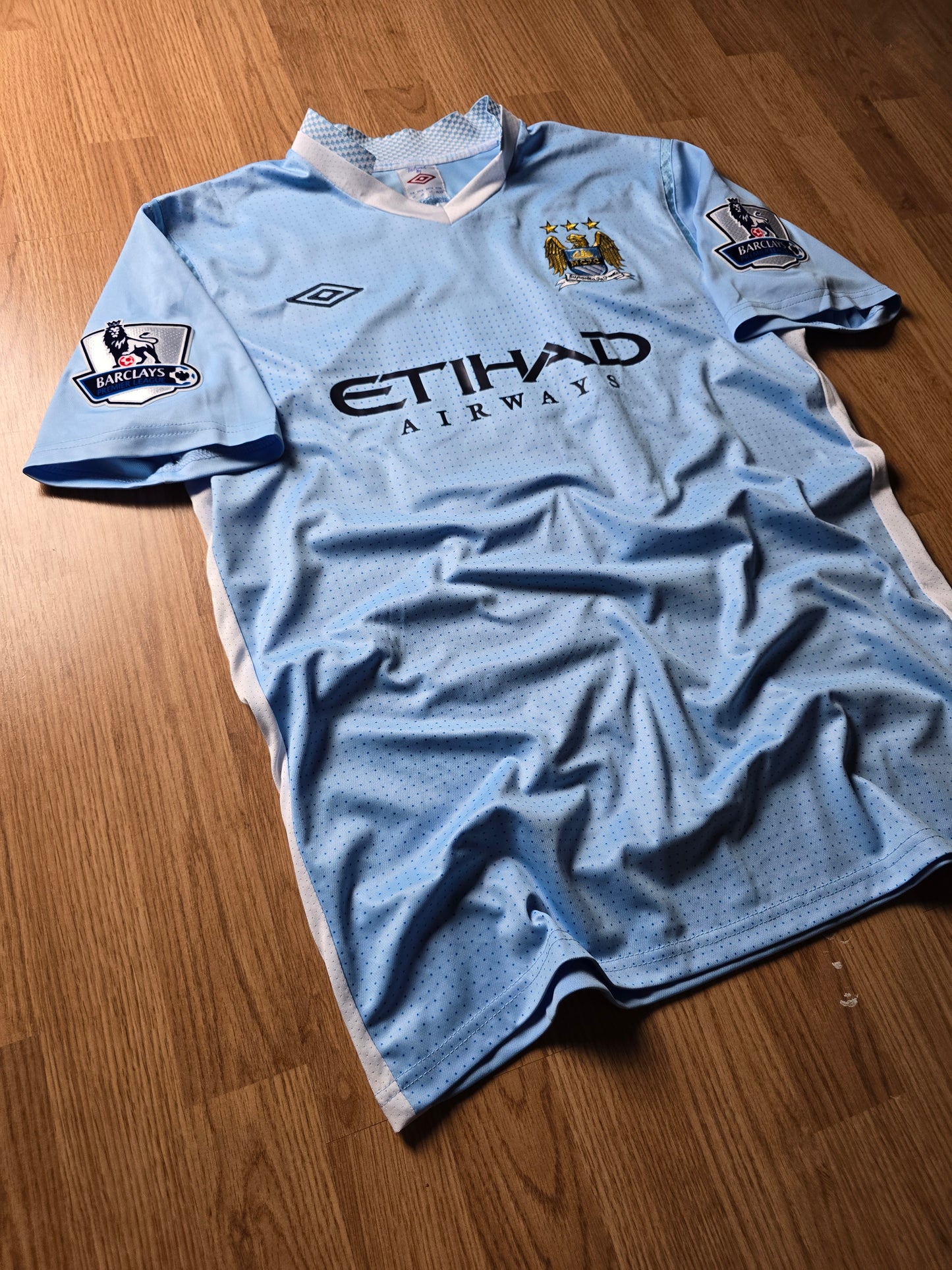 Umbro Manchester City Kun Aguero 11/12 Home Top (L)