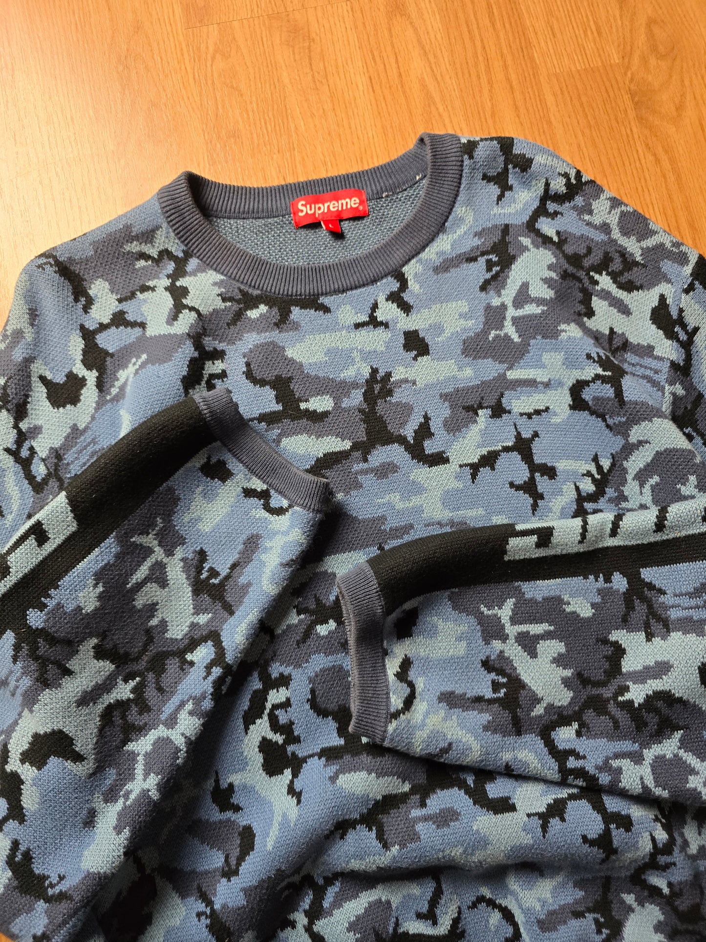 Supreme Sleeve Stripe Blue Camo Knit Sweater (L)