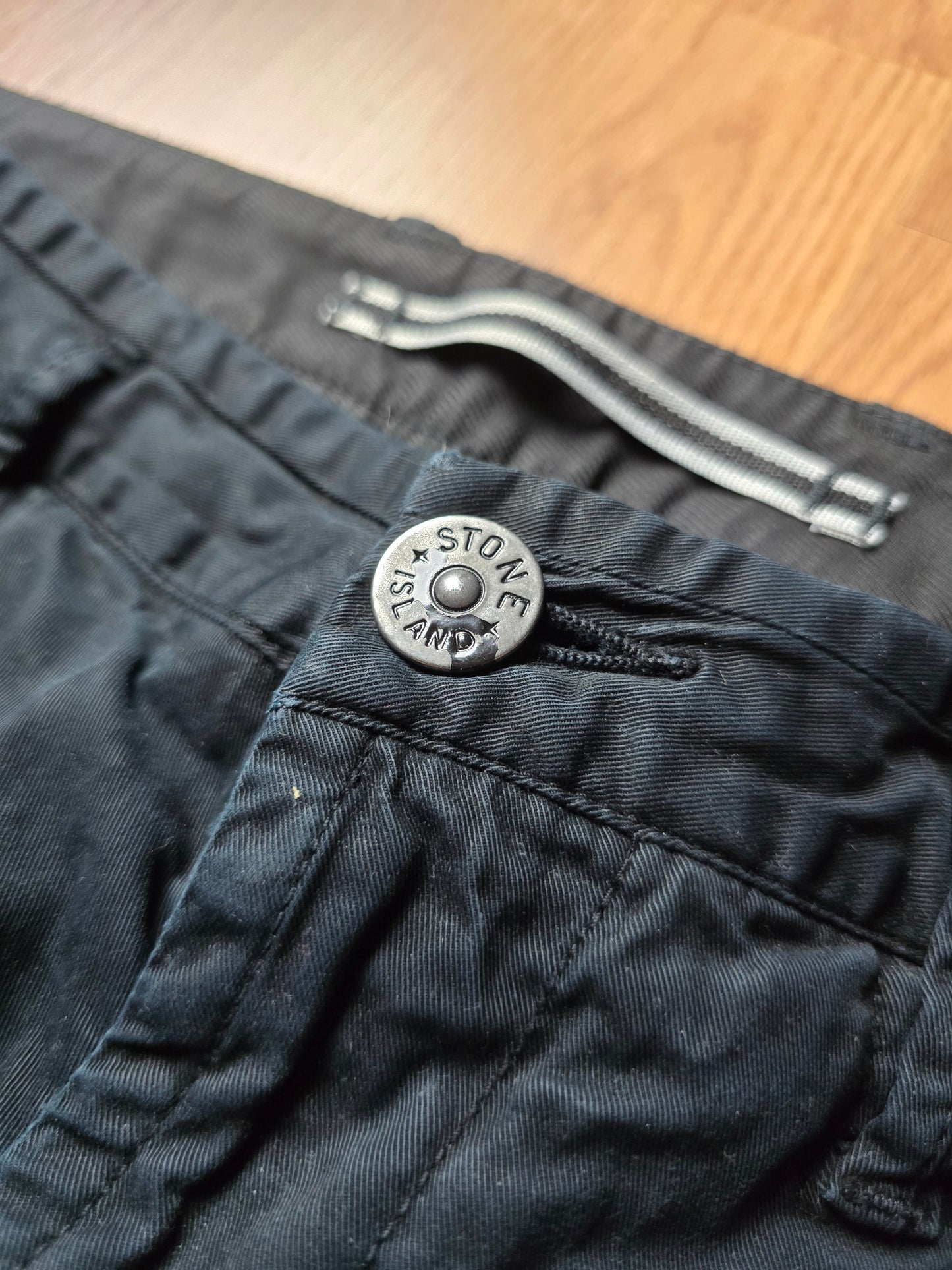 Stone Island Compass Patch Pants (30x30)
