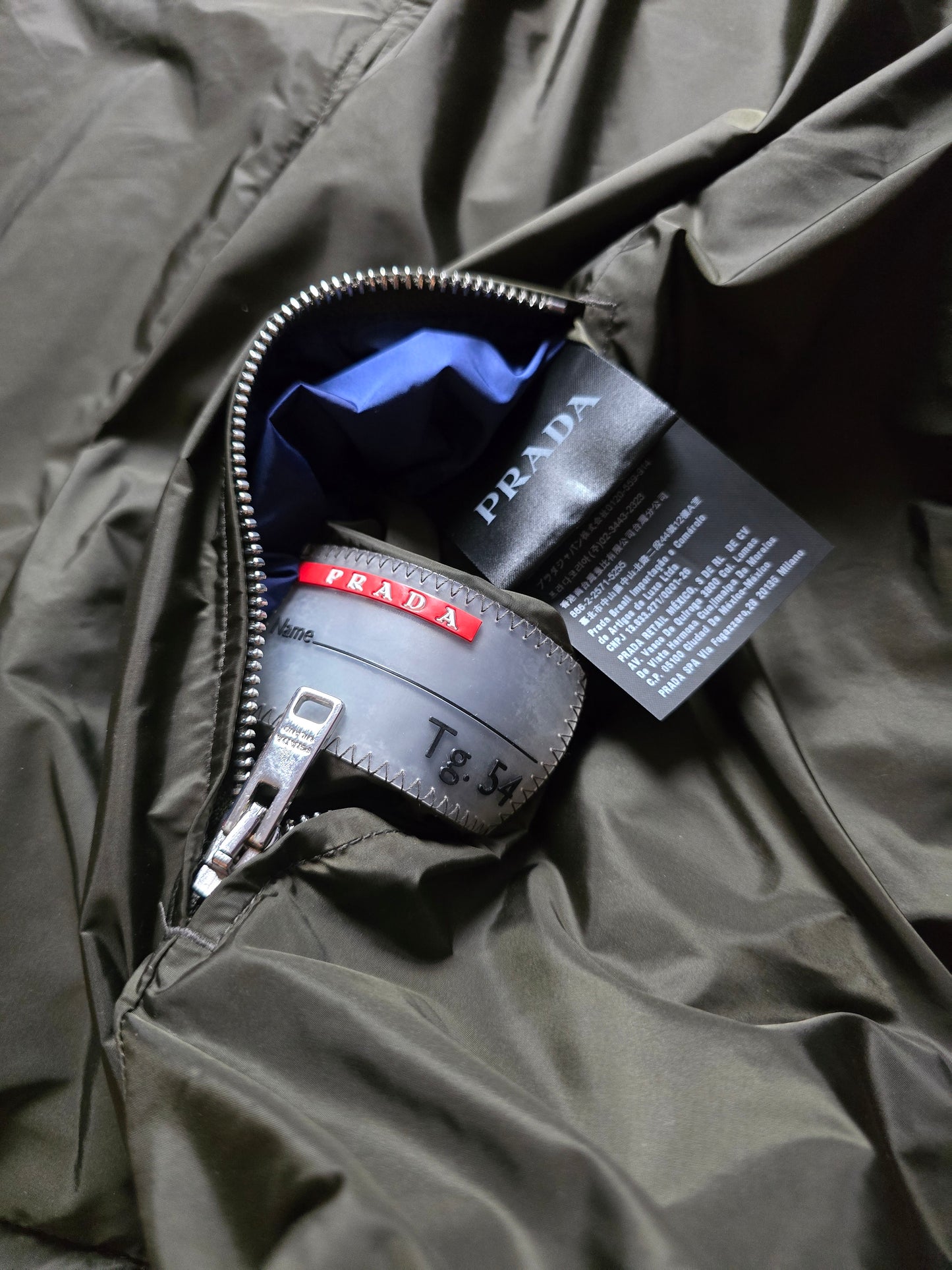 Prada Luna Rosa 2017 Padded Resin-Coated Nylon Reversible Jacket (L)