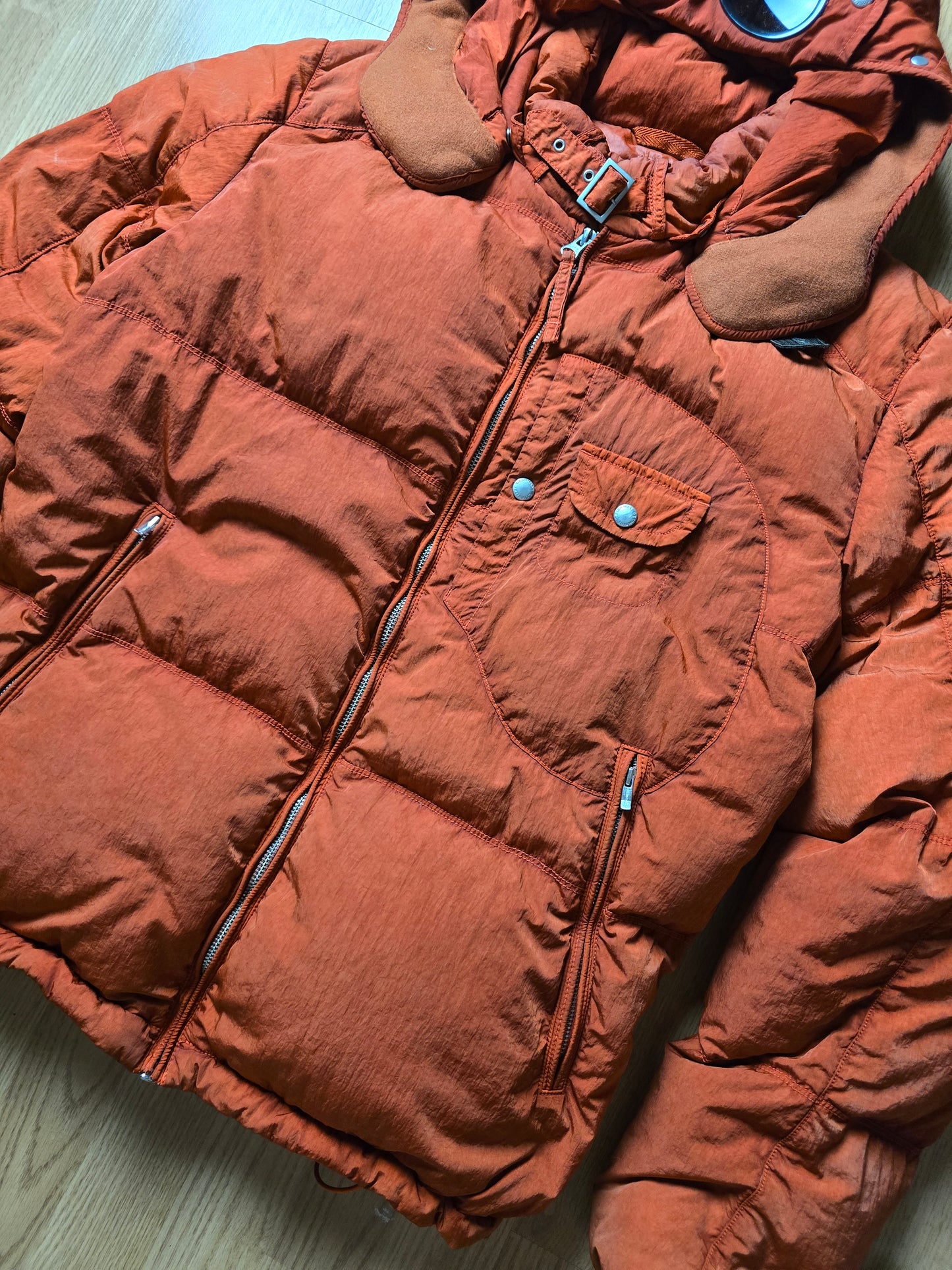 00s C.P. Company Frosted Down Goggle Puffer Jacket (M/L)