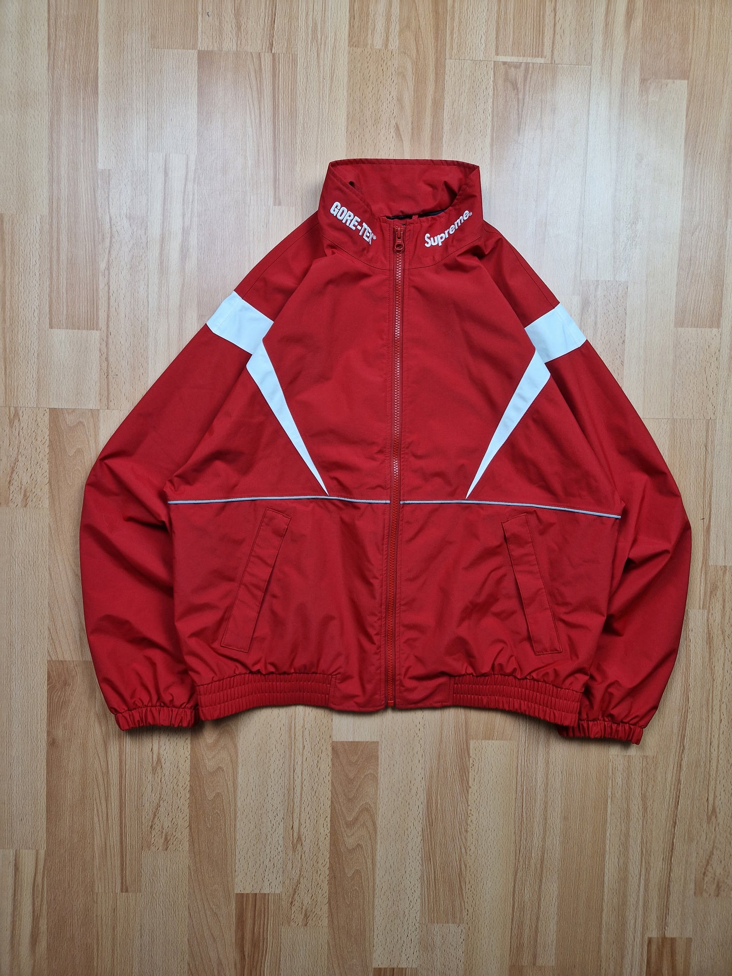 RARE Supreme Gore-tex Court Track Jacket (L)