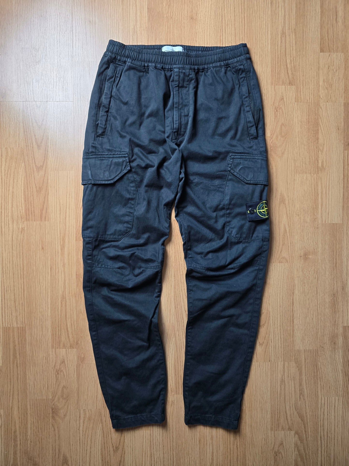 Stone Island Cargo Pants (31x30)