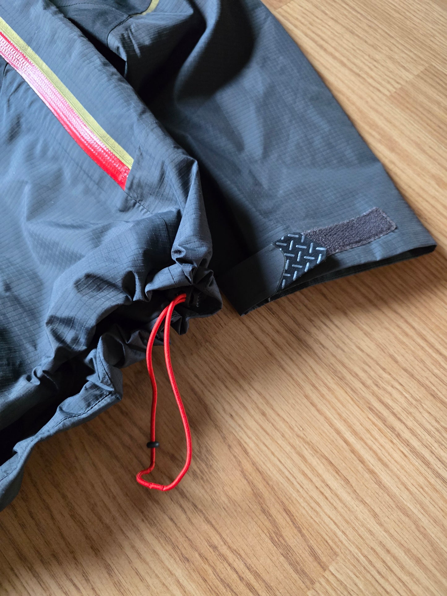 RARE Montbell Gore-tex Proshell Technical Panelled Jacket (S)